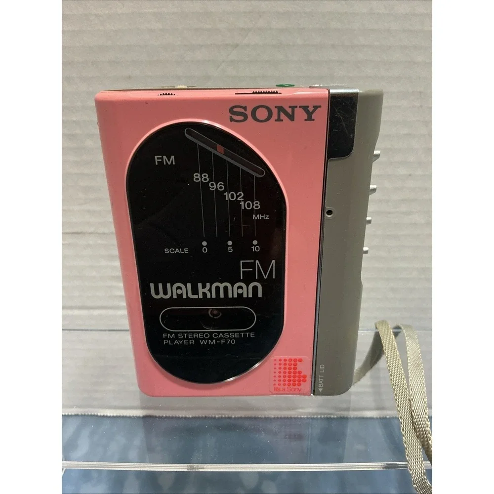 Sony WM-F70 Pink Walkman FM Cassette Player For Parts Or Repair Only Japan